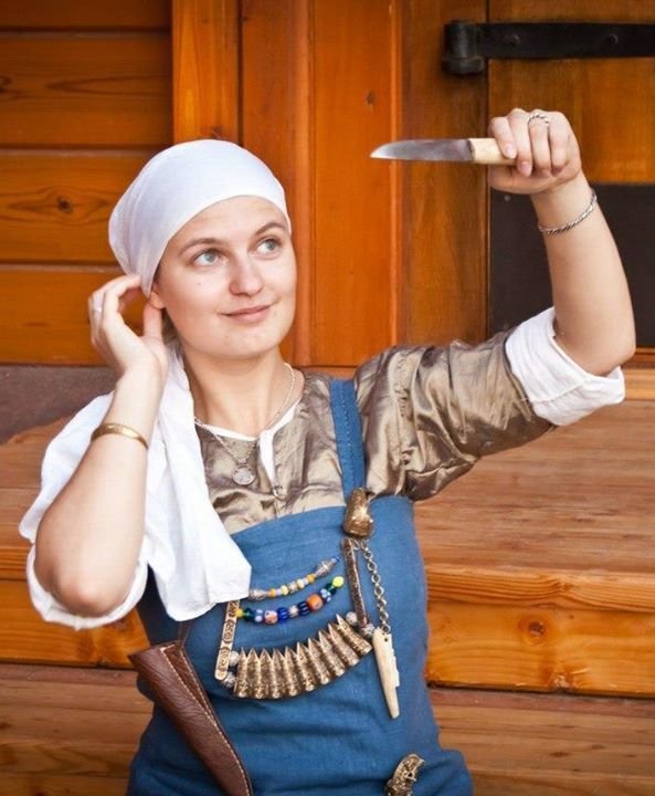 Gotlandic woman with viking jewelry